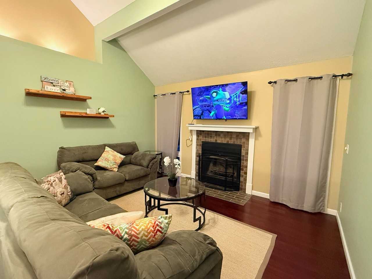 10628 Hartman Ave - Photo 5 of 16