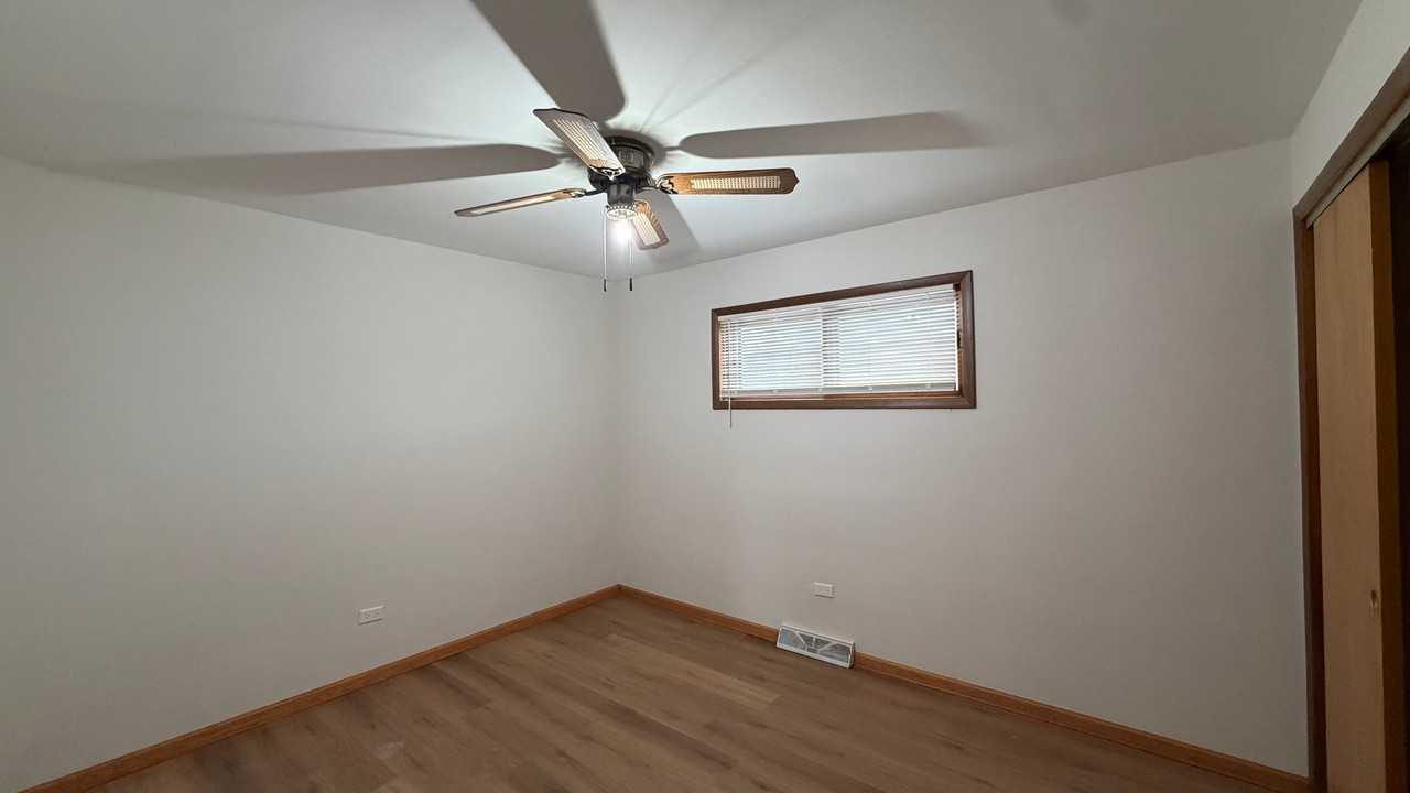 6515 Nebraska Ave - Photo 5 of 12
