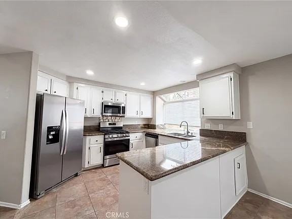 39676 Ridgedale Drive - Photo 2 of 7