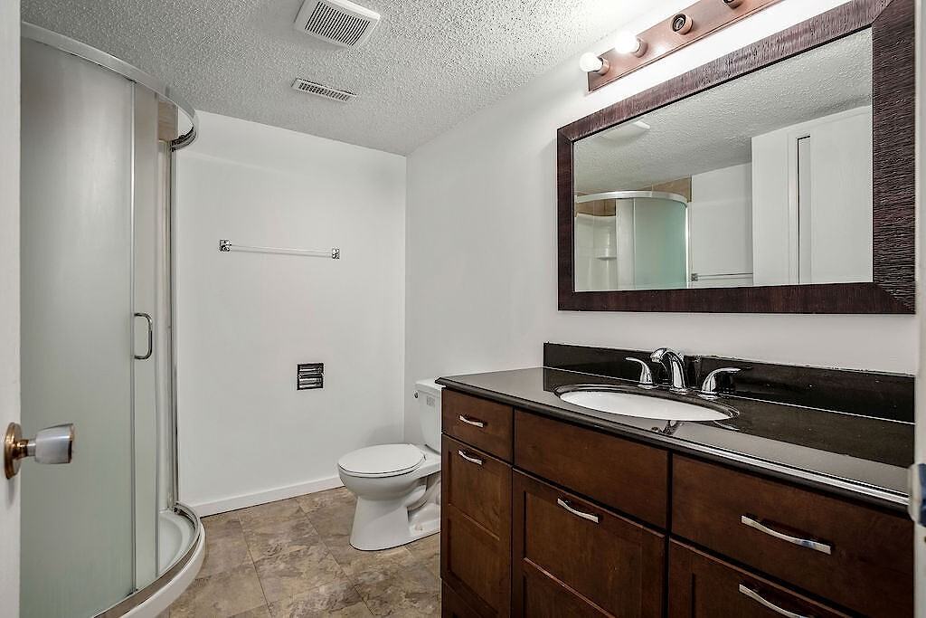 6513 A - 6513 58 Street Northwest - Photo 7 of 10