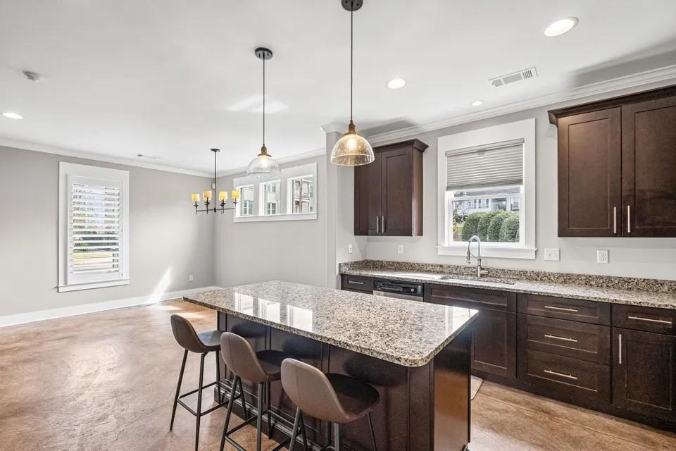 635 S Front St #NA - Photo 5 of 16