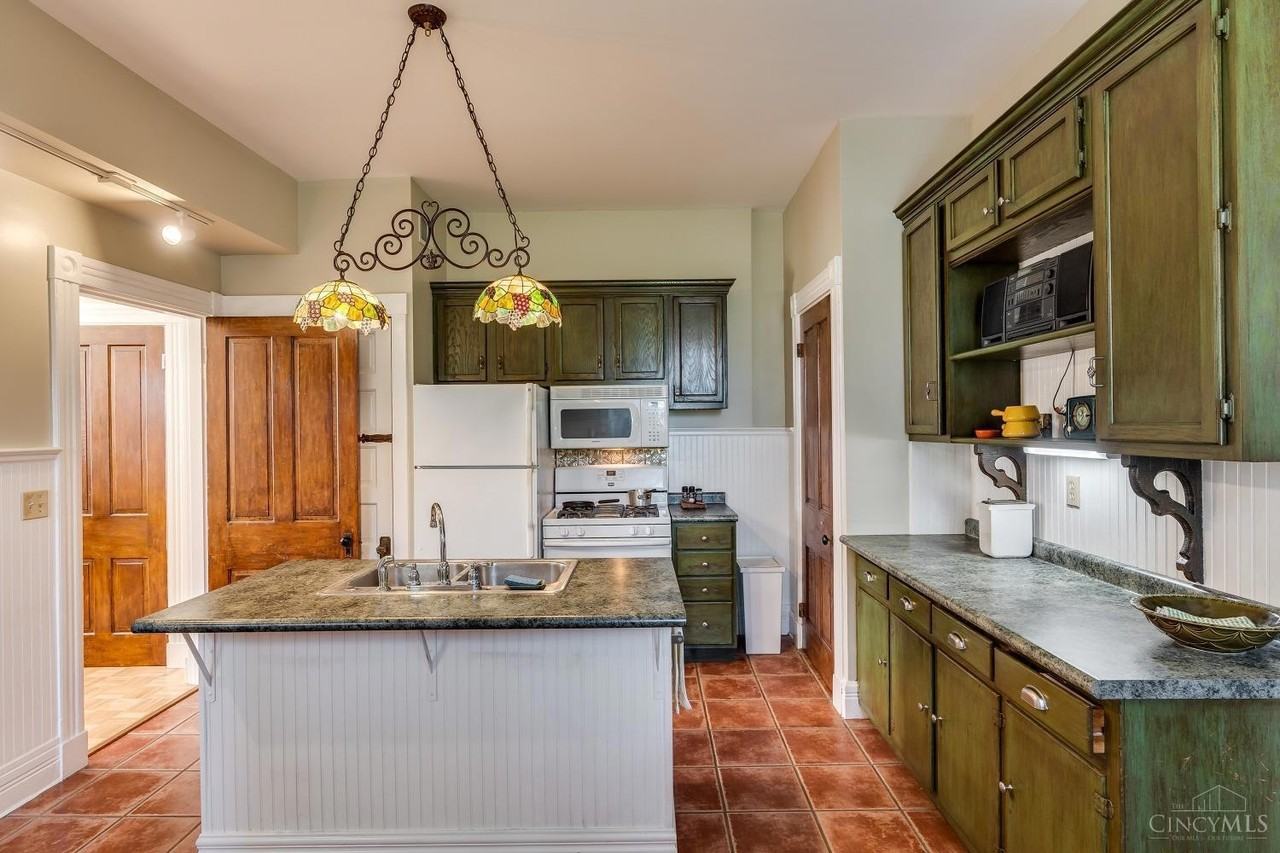 4141 Lakeman St #3 - Photo 4 of 11