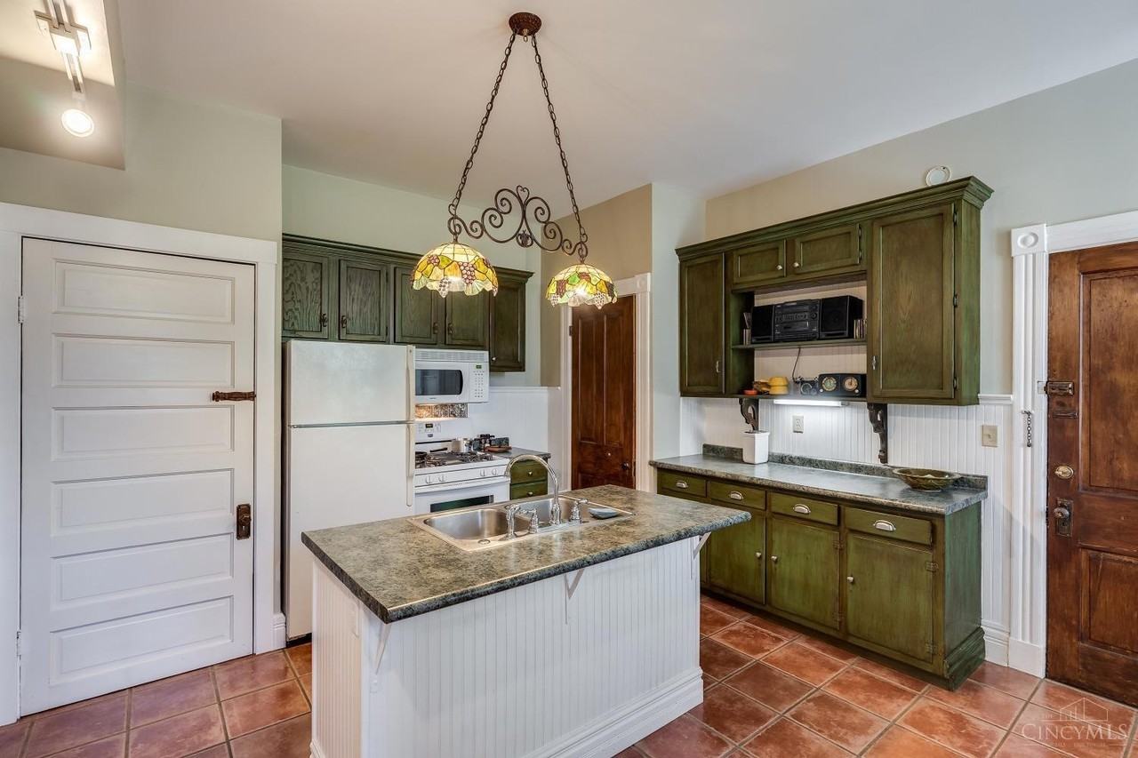 4141 Lakeman St #3 - Photo 5 of 11