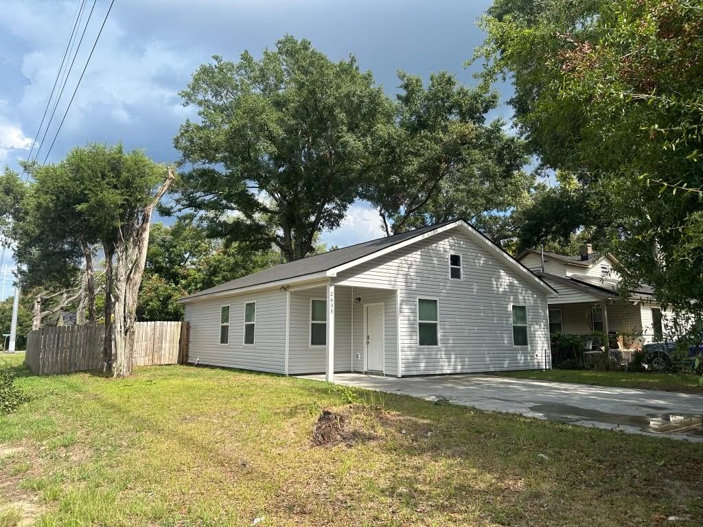 2635 S Allen Dr #NA - Photo 2 of 15