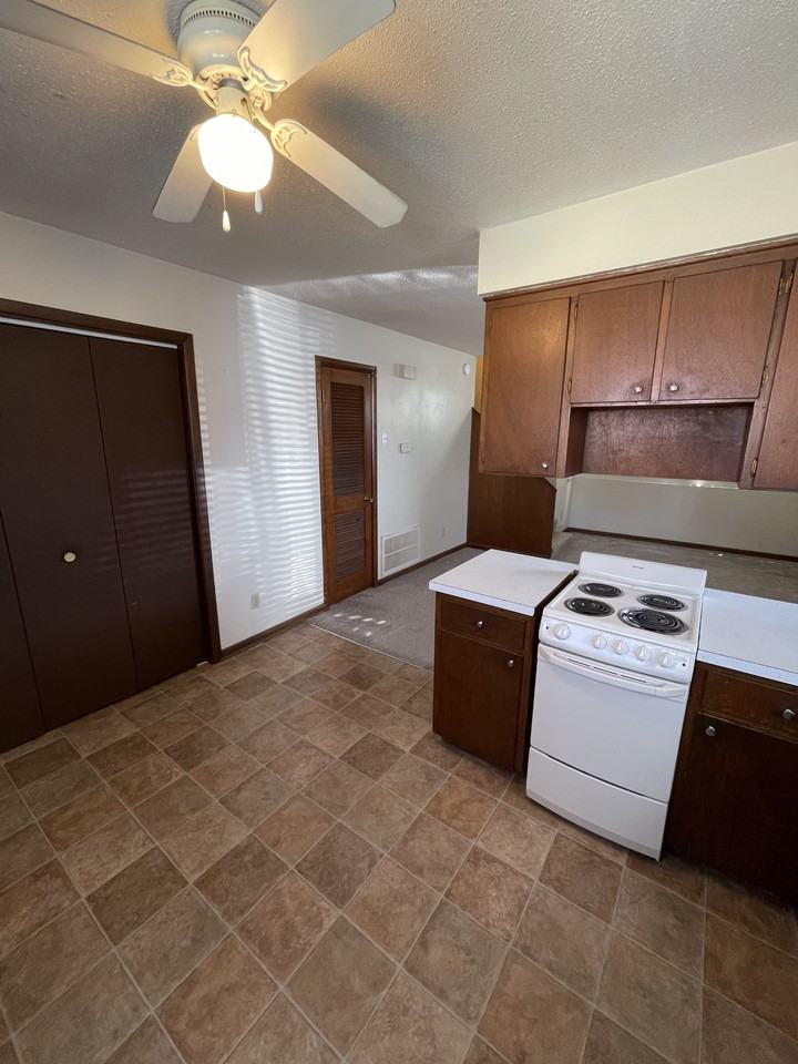 4501 S Union St #NA - Photo 5 of 13