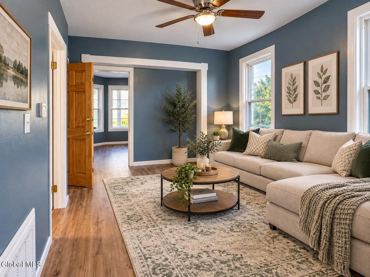609 Crane St #1stFL - Photo 4 of 19