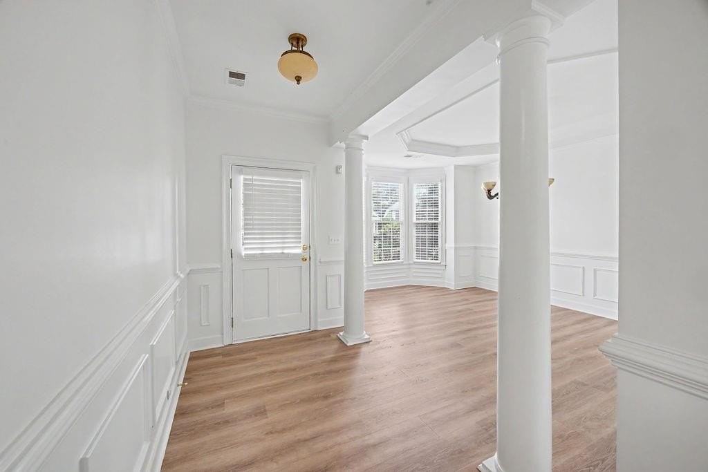 12592 Waterside Dr - Photo 4 of 50
