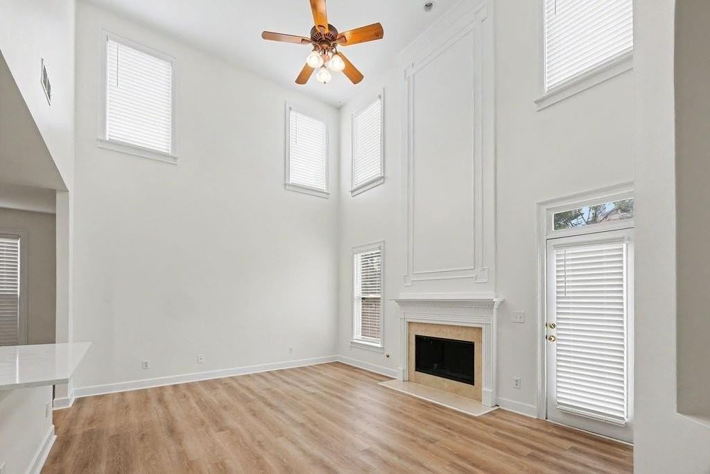12592 Waterside Dr - Photo 6 of 50