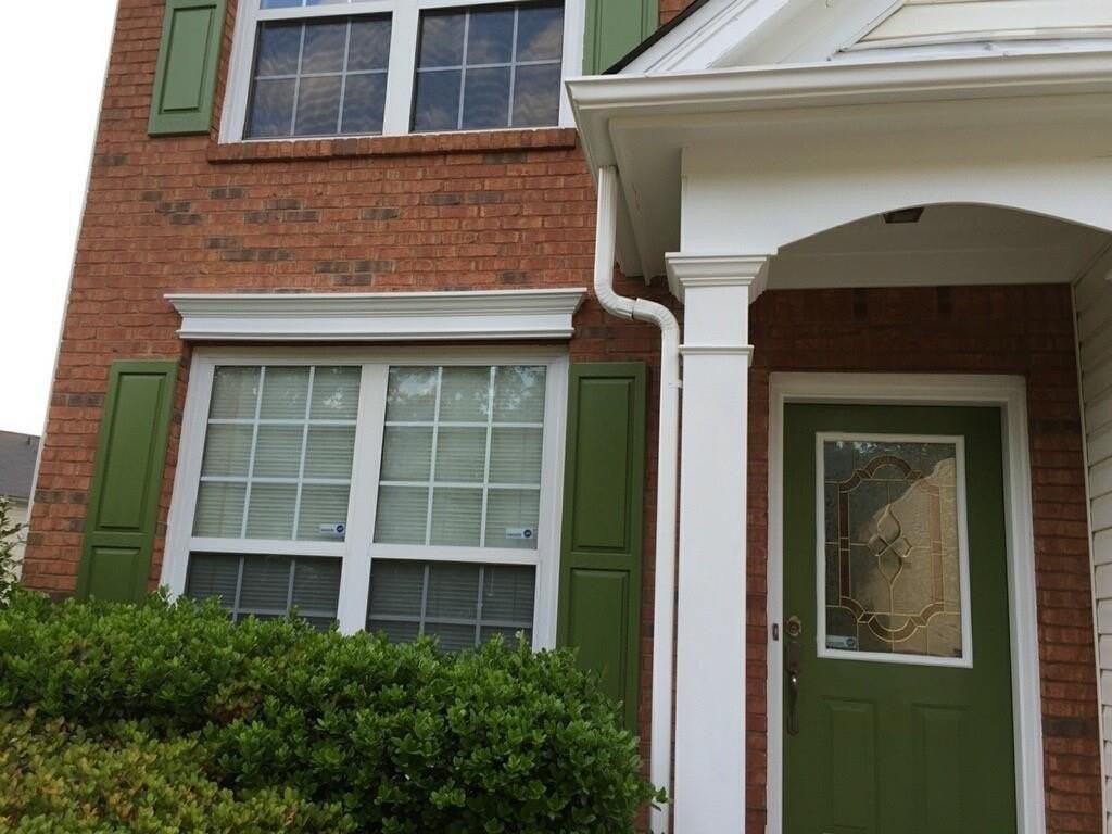 2933 Regent Walk Dr - Photo 2 of 8
