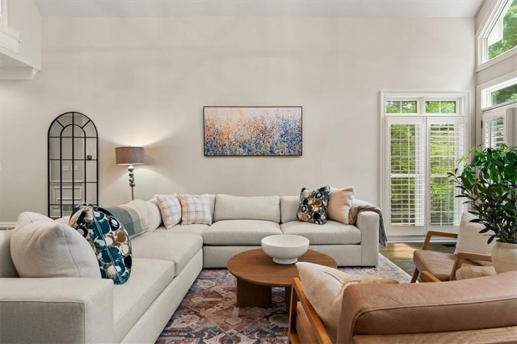 4512 Woodhaven Ne #A - Photo 4 of 32