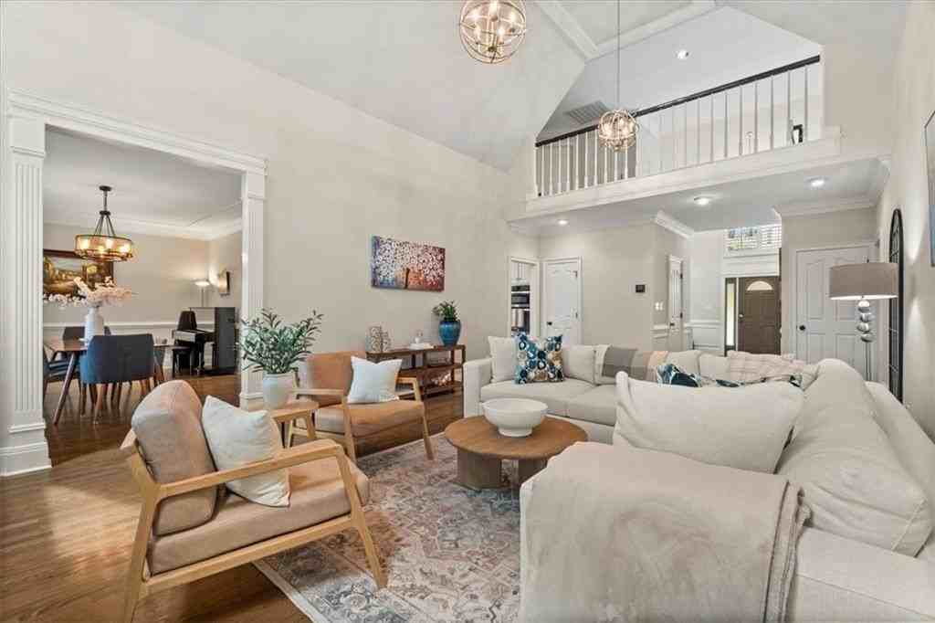 4512 Woodhaven Ne #A - Photo 6 of 32