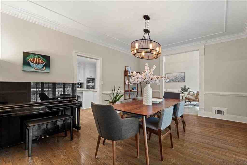 4512 Woodhaven Ne #A - Photo 7 of 32