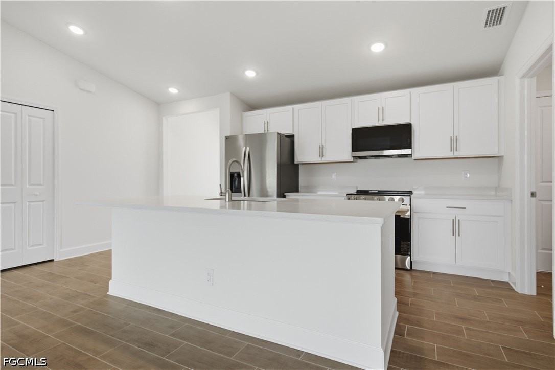 1135 Nw 8th Pl - Photo 4 of 18