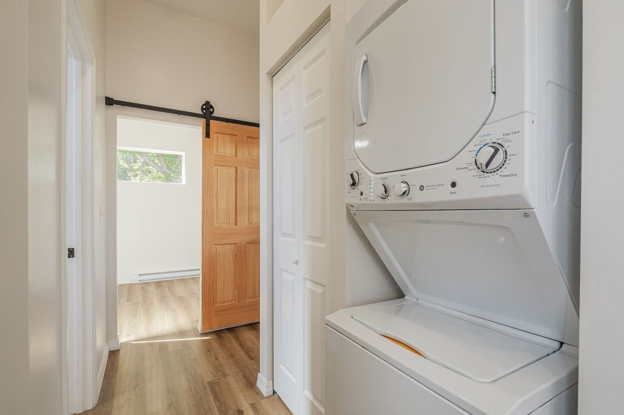 303 Mountain View St #A - Photo 5 of 10