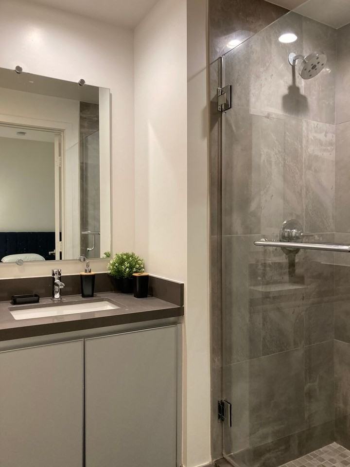1439 Tamarind Avenue #104 - Photo 4 of 14