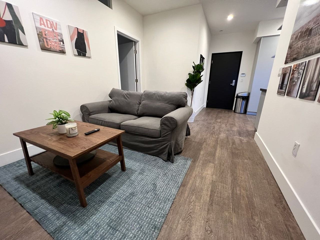 1439 Tamarind Avenue #104 - Photo 5 of 14