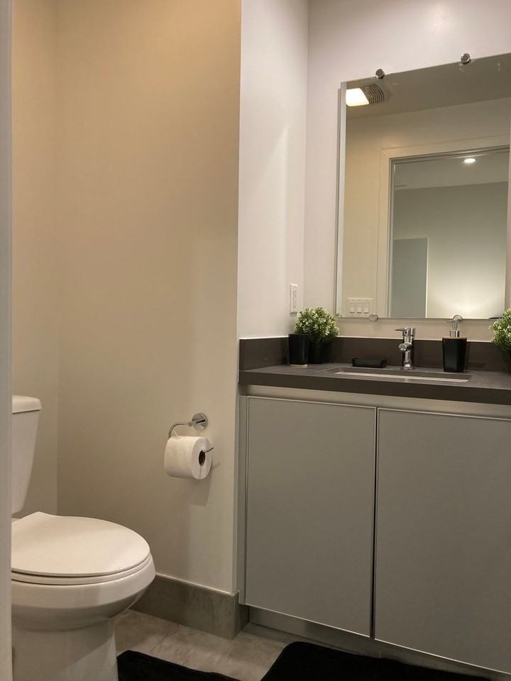 1439 Tamarind Avenue #104 - Photo 6 of 14