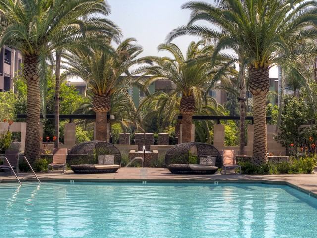 350 South San Fernando Boulevard #3-208 - Photo 5 of 10