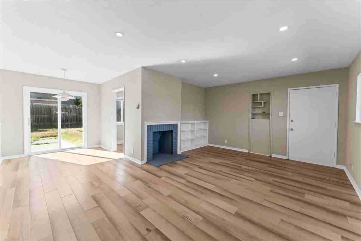 14635 Corvallis St #1 - Photo 5 of 30