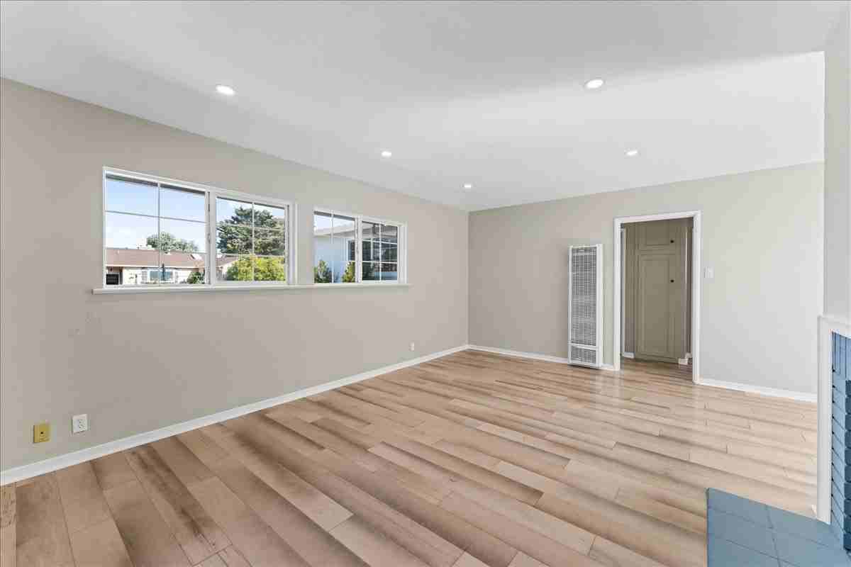 14635 Corvallis St #1 - Photo 6 of 30