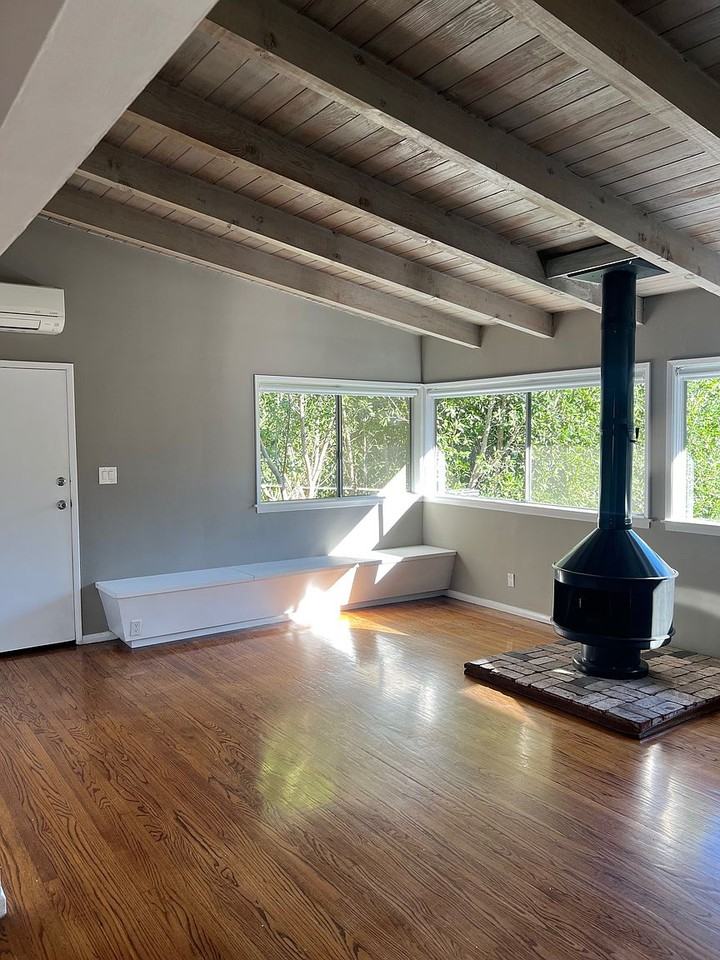 6119 Glen Alder St #1 - Photo 3 of 10