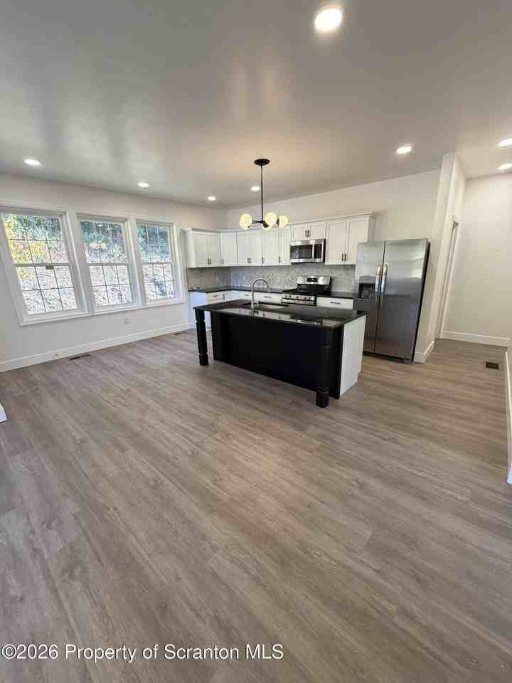 105 Black Walnut Dr - Photo 2 of 13