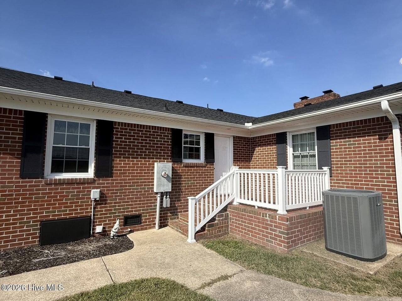 1157 Shawboro Rd - Photo 5 of 35