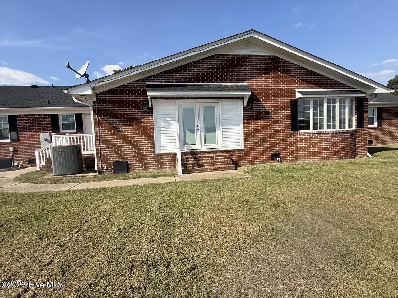 1157 Shawboro Rd - Photo 6 of 35