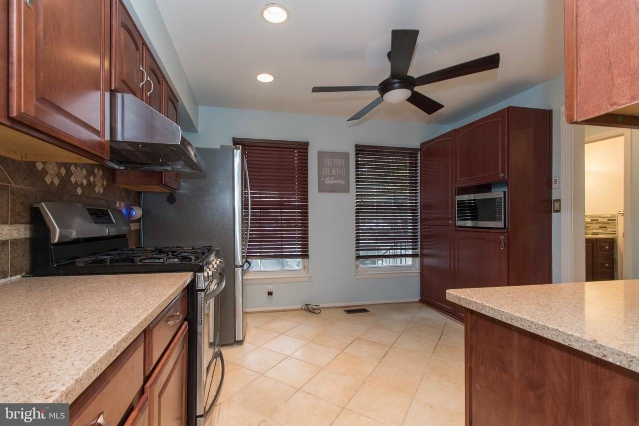 12 Cinzano Ct - Photo 2 of 40