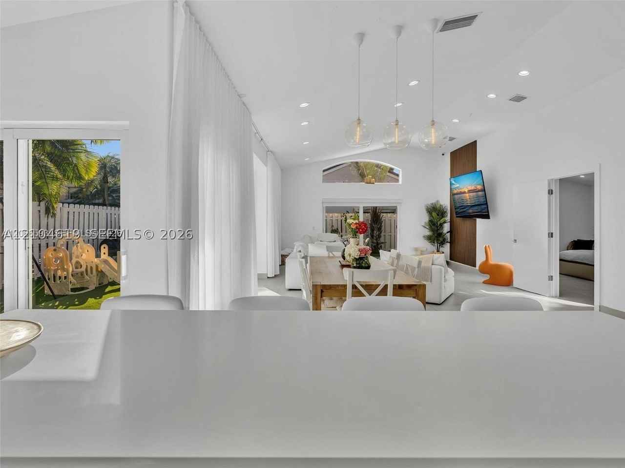4807 Sw 34th Ave - Photo 6 of 26