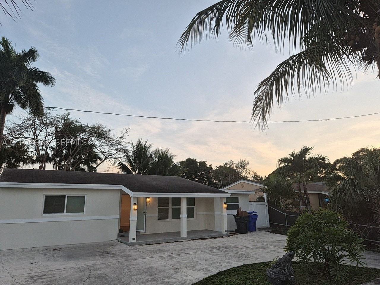 3038 Arthur St - Photo 2 of 35