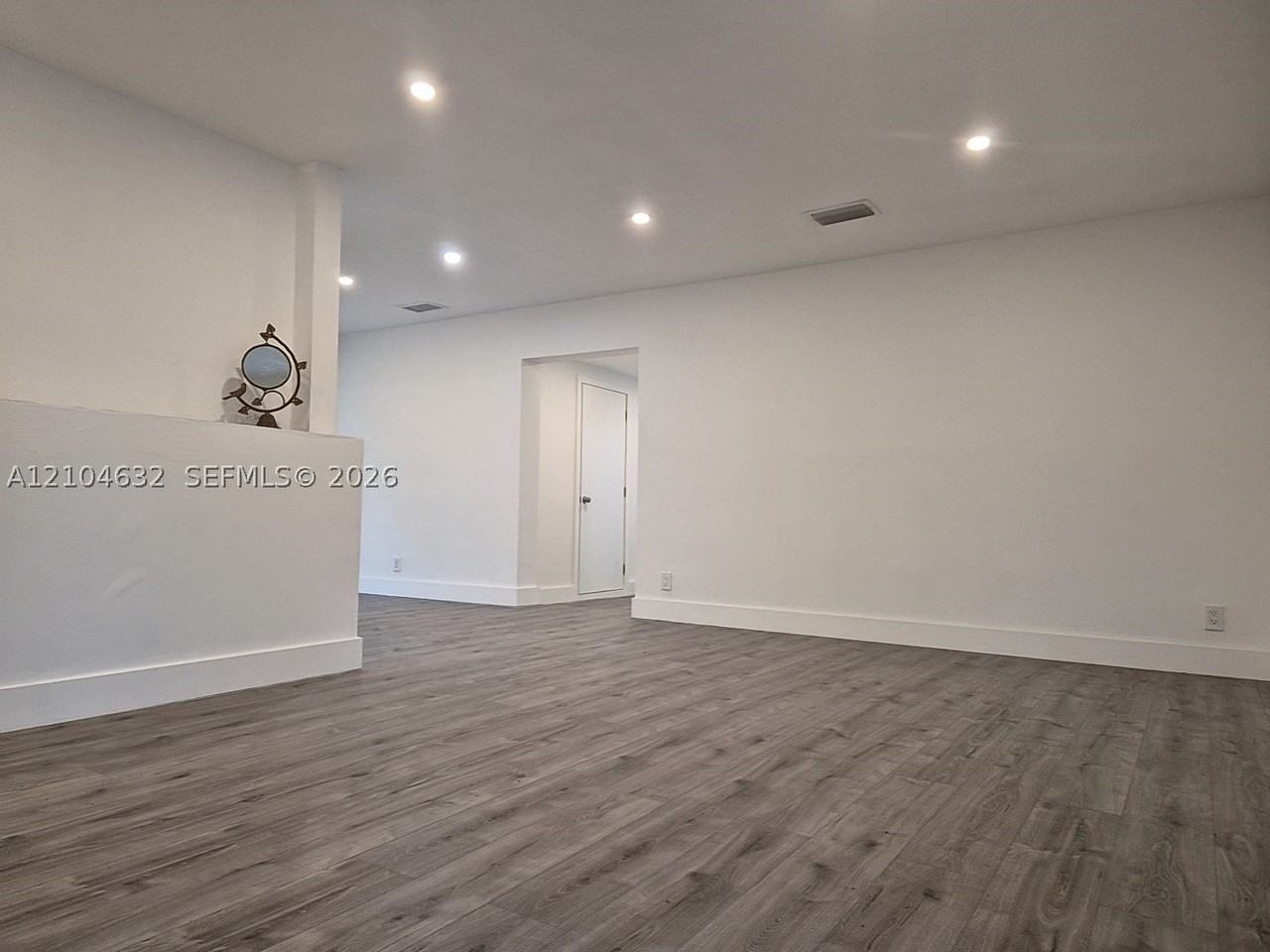 3038 Arthur St - Photo 4 of 35