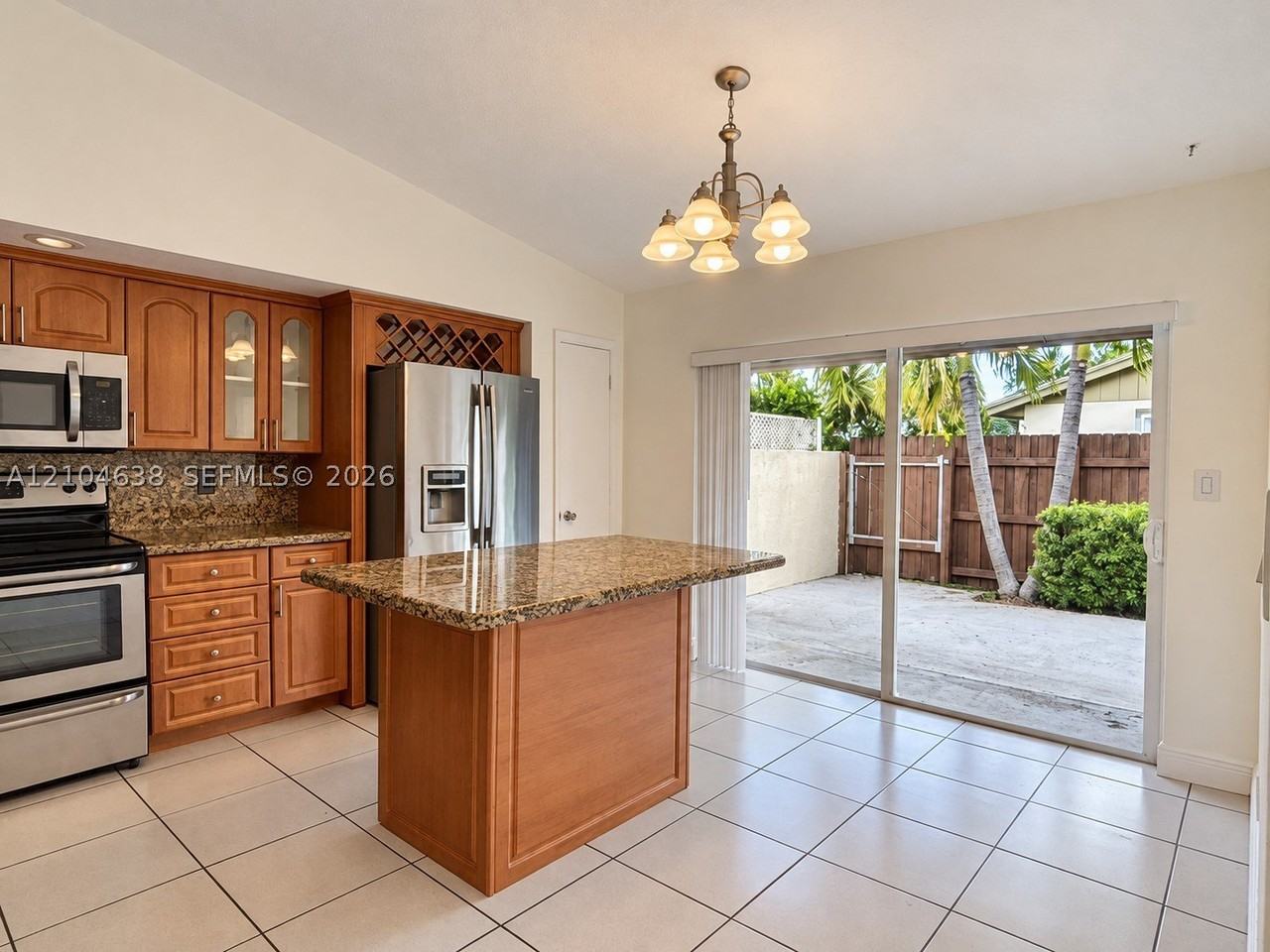 12446 Sw 115th Ter #12446 - Photo 7 of 18