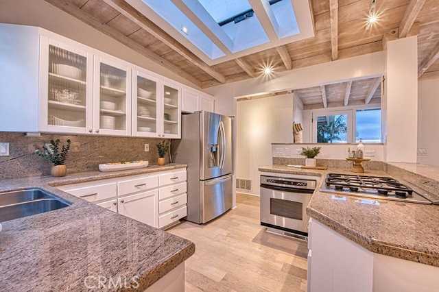 22311 3rd Ave - Photo 7 of 8