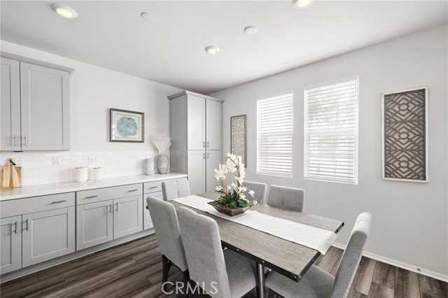 111 Homestead Rd - Photo 4 of 8