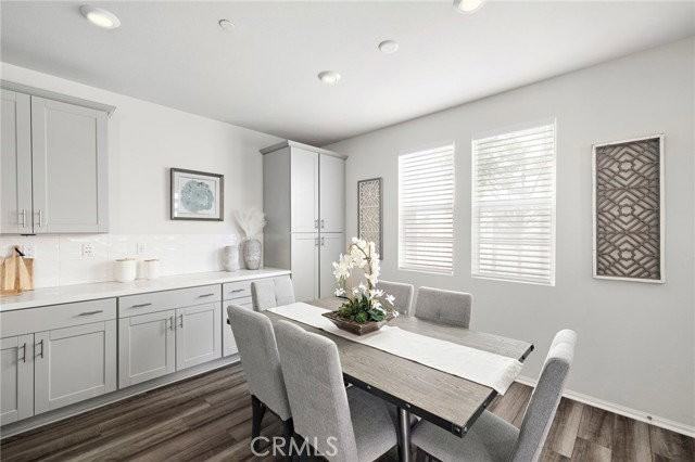111 Homestead Rd - Photo 5 of 8