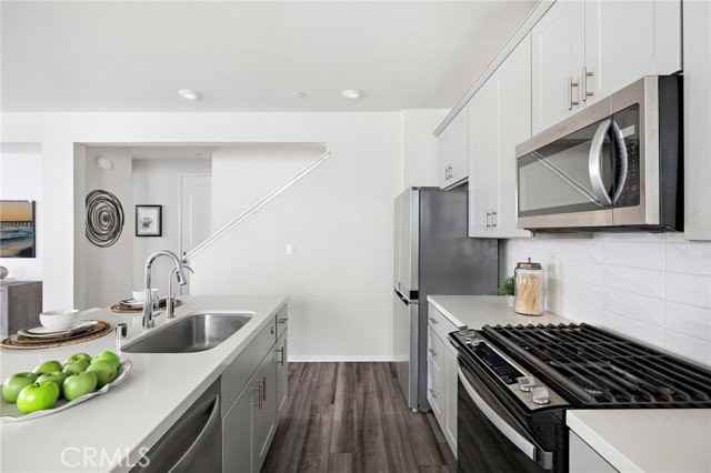 111 Homestead Rd - Photo 7 of 8