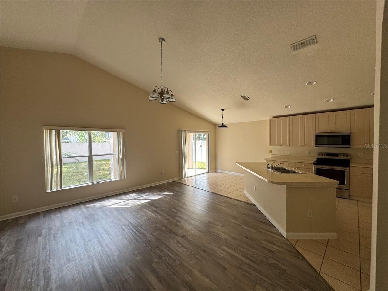 2958 Conner Ln - Photo 7 of 26