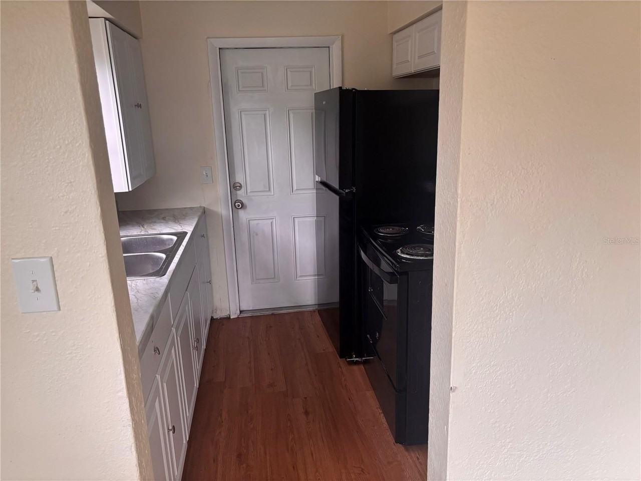 139 38th Ave Se - Photo 5 of 15
