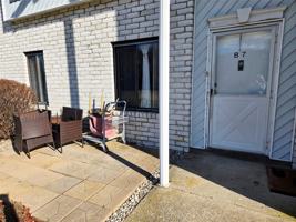 featured image of 7 Boulder Ct #7