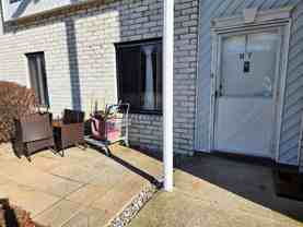 7 Boulder Ct #7 - Photo 1 of 1