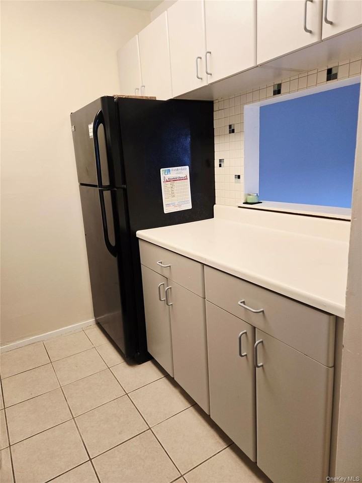 7 Boulder Ct #7 - Photo 6 of 27