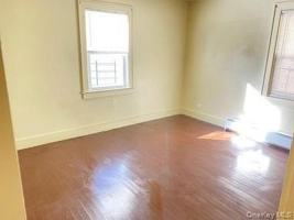 featured image of 100 Lincoln Pl #3
