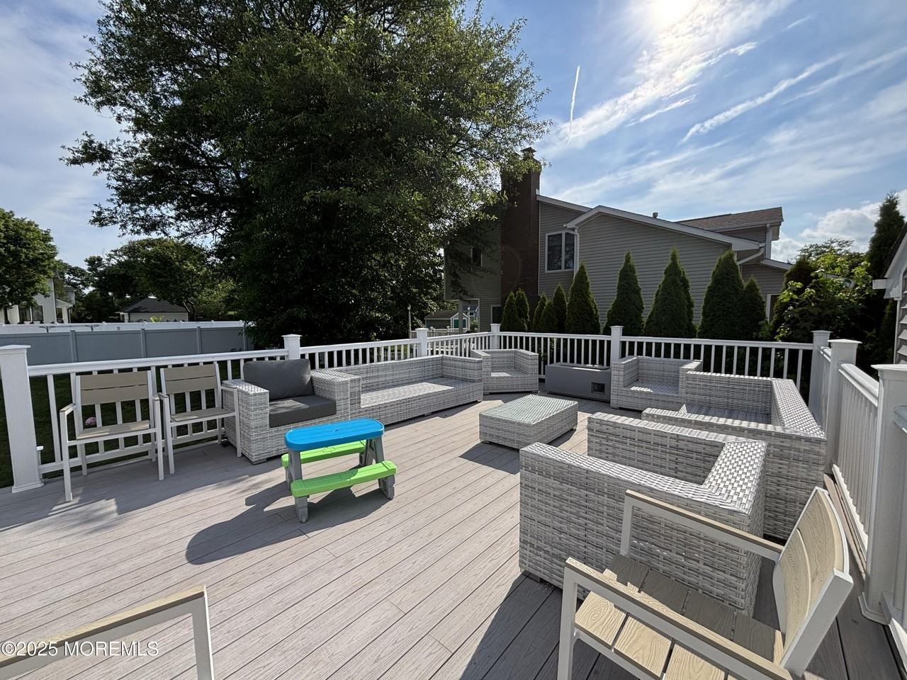 516 2nd Ave - Photo 5 of 50