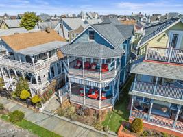featured image of 49 Franklin Ave