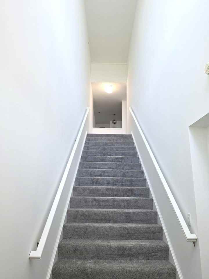 10201 Camden Ln - Photo 5 of 29