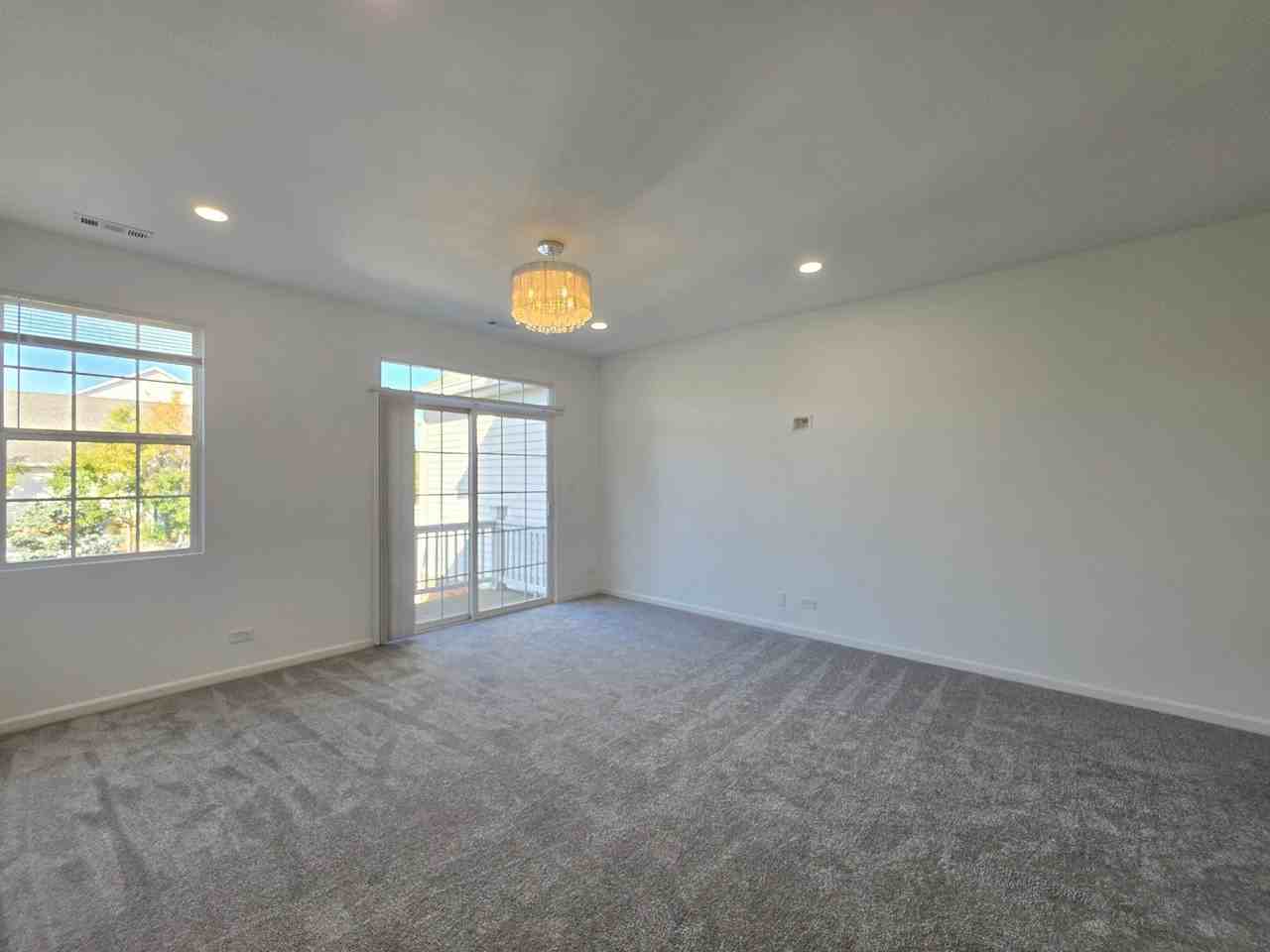 10201 Camden Ln - Photo 7 of 29