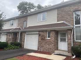 10956 S 76th Ave #F - Photo 1 of 1