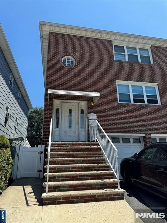280 Sedore Ave #1 - Photo 2 of 13