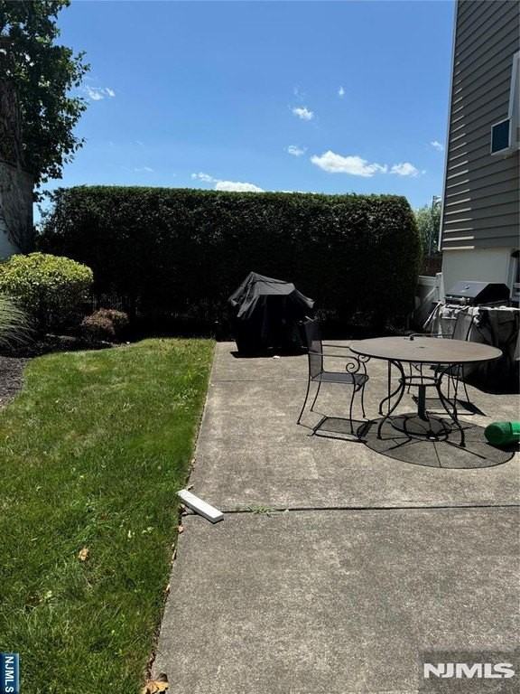 280 Sedore Ave #1 - Photo 3 of 13